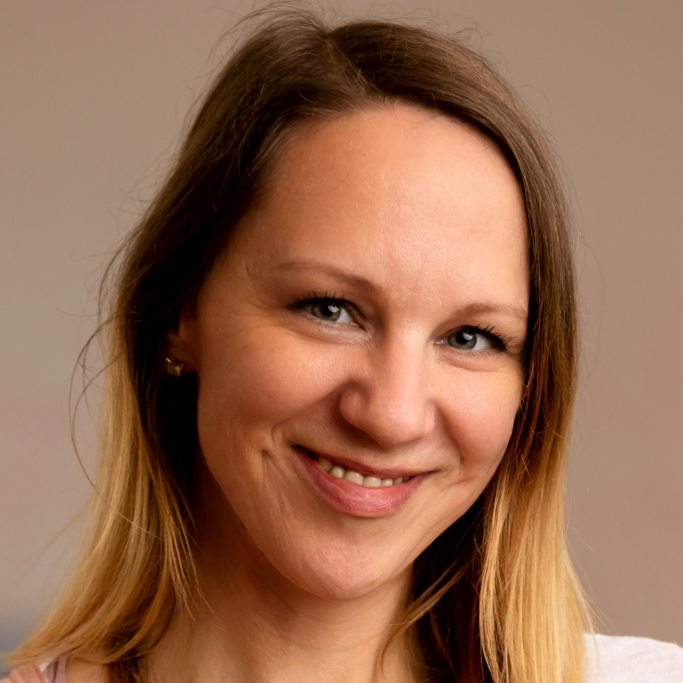 Karmen Rak